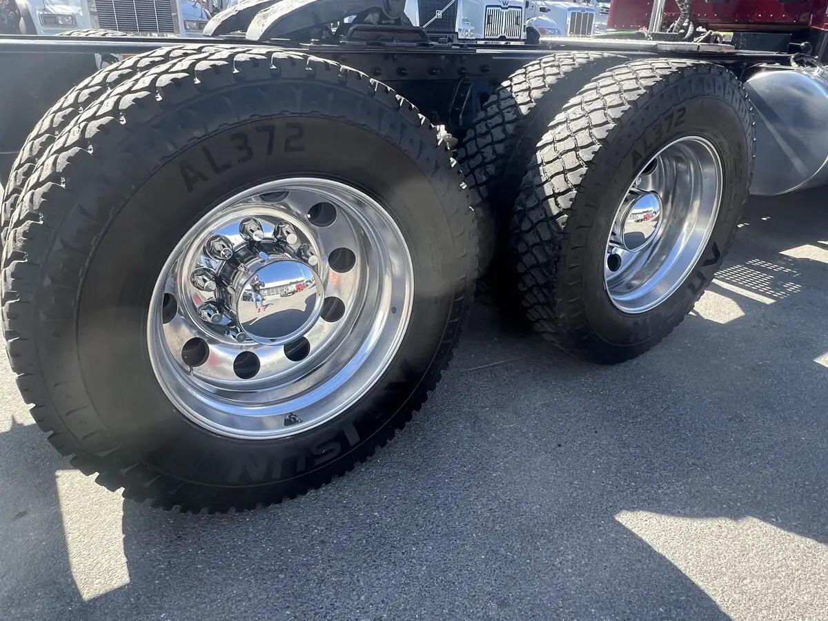 2024 Kenworth W900 in Saco, ME — photo 17
