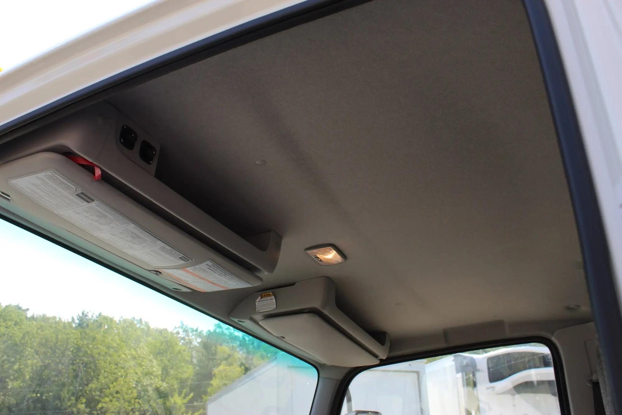 2024 Isuzu NRR in Wilmington, MA — photo 26