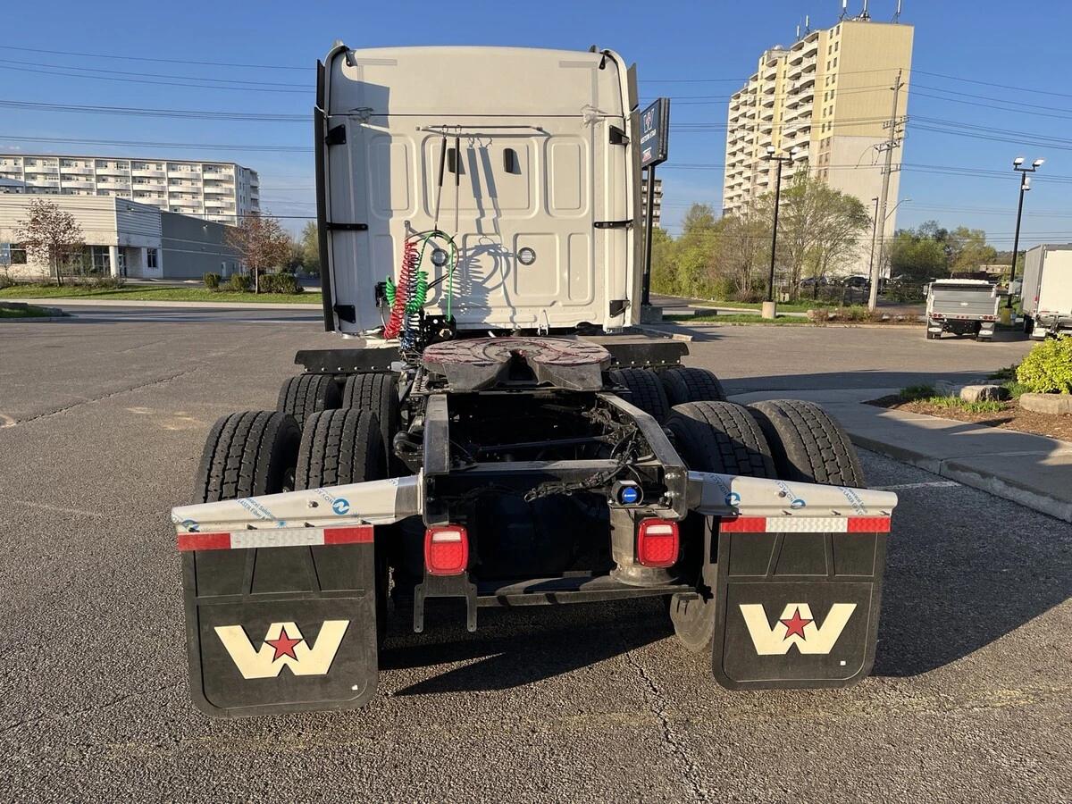 2027 Western Star 49X — photo 4