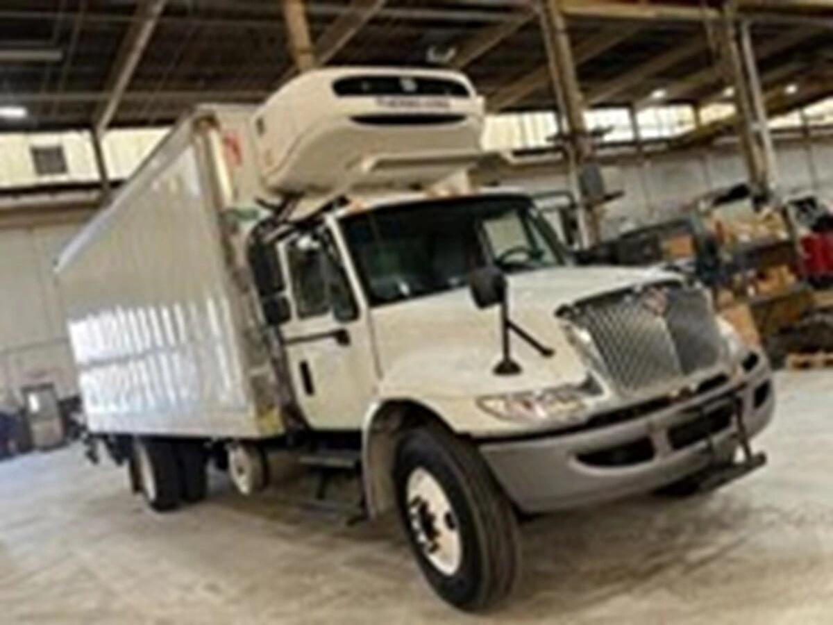 2019 International 4300 in Philadelphia, PA — photo 3