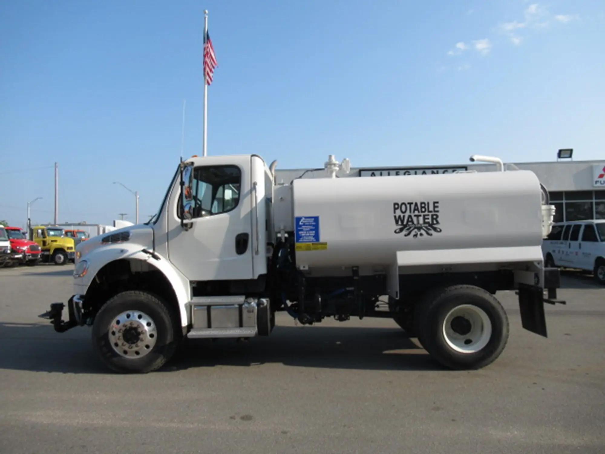 2017 Freightliner in Manchester, NH — photo 8