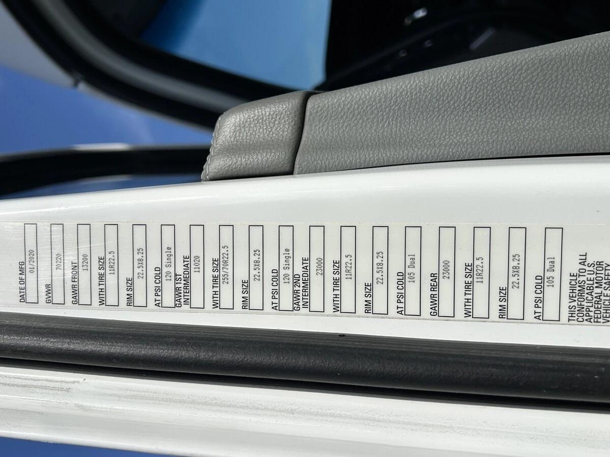 2021 Kenworth T880 — photo 4