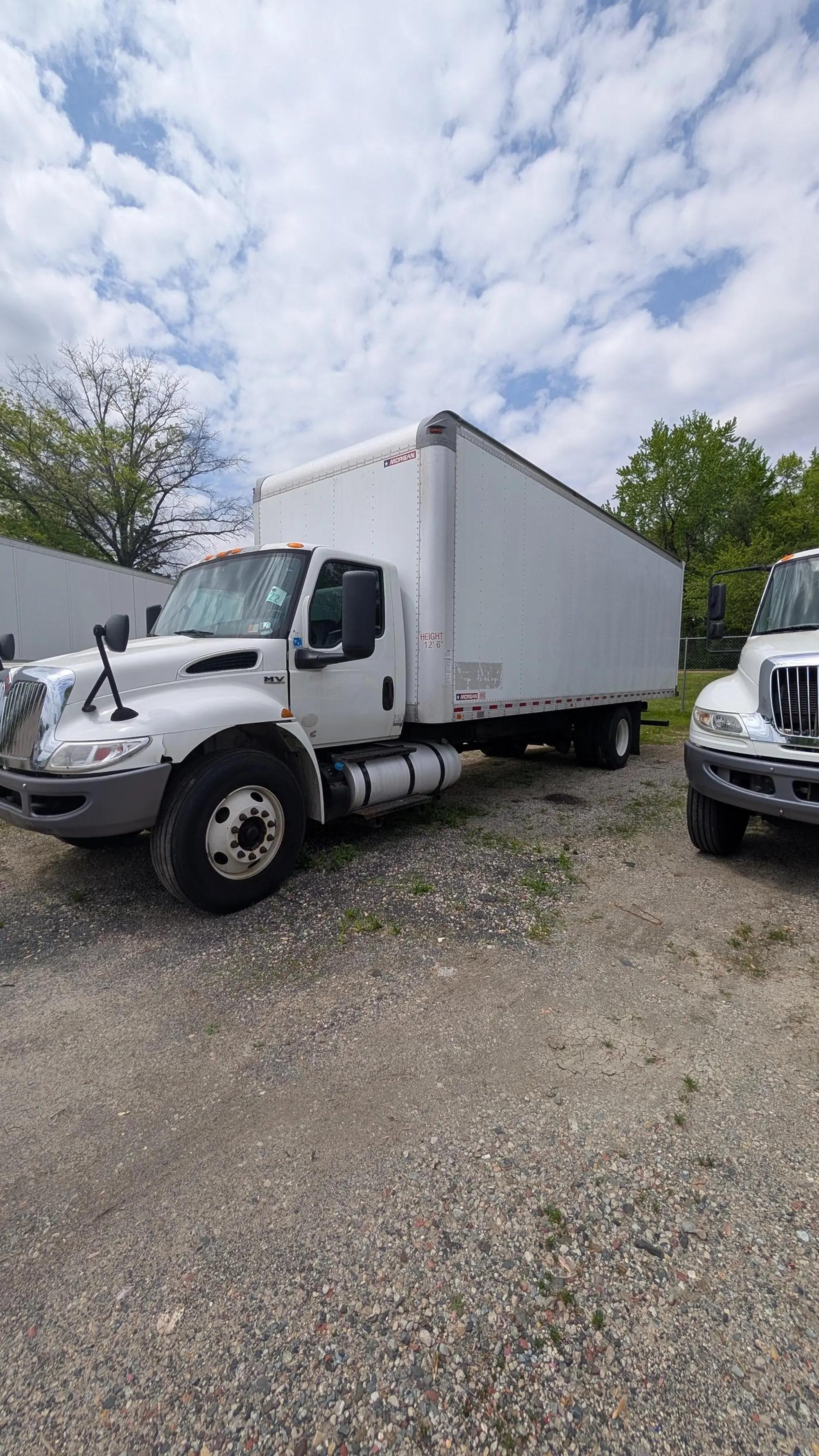 2019 International MV in Warminster, PA — photo 9