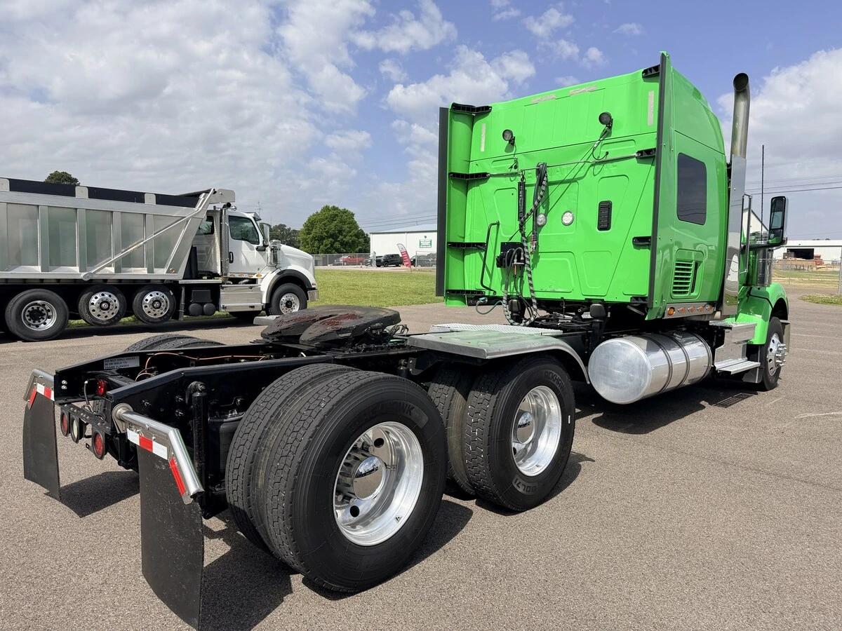 2022 International HX in Union City, TN — photo 10