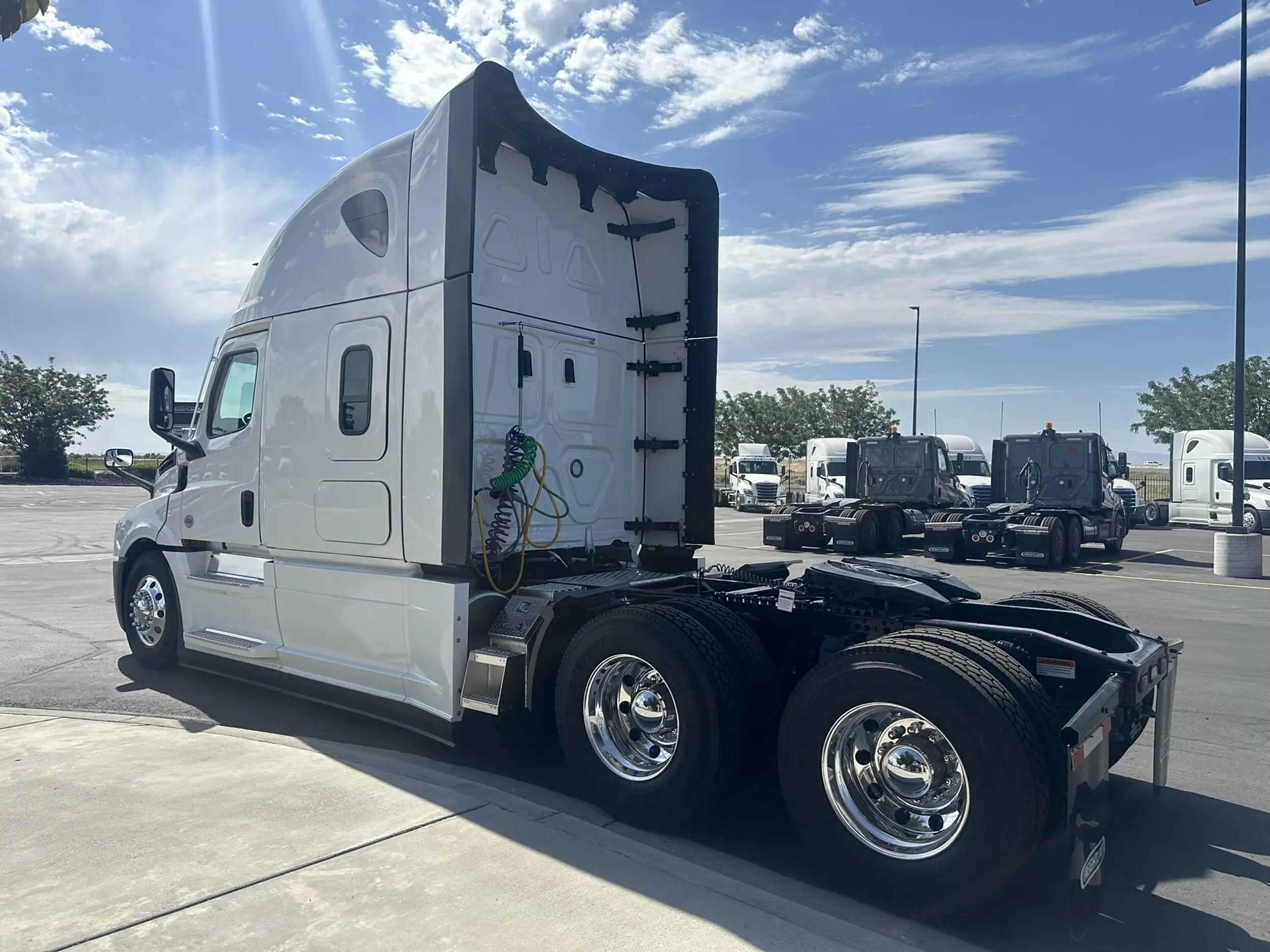 2026 Freightliner Cascadia in Twin Falls, ID — photo 7