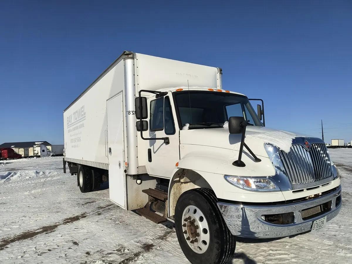 2018 International 4300 in Marshfield, WI — photo 3