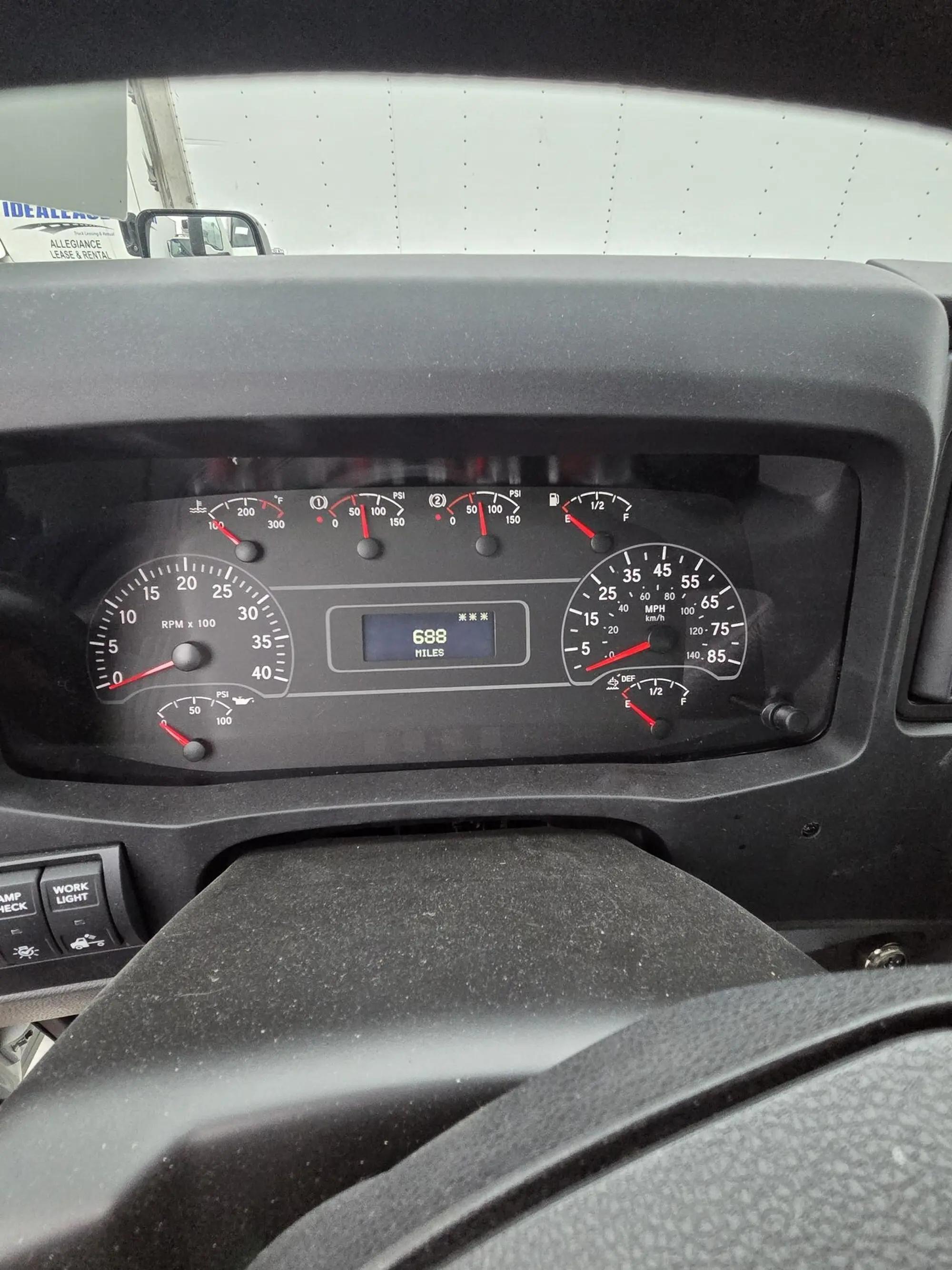 2025 International MV in Warwick, RI — photo 3