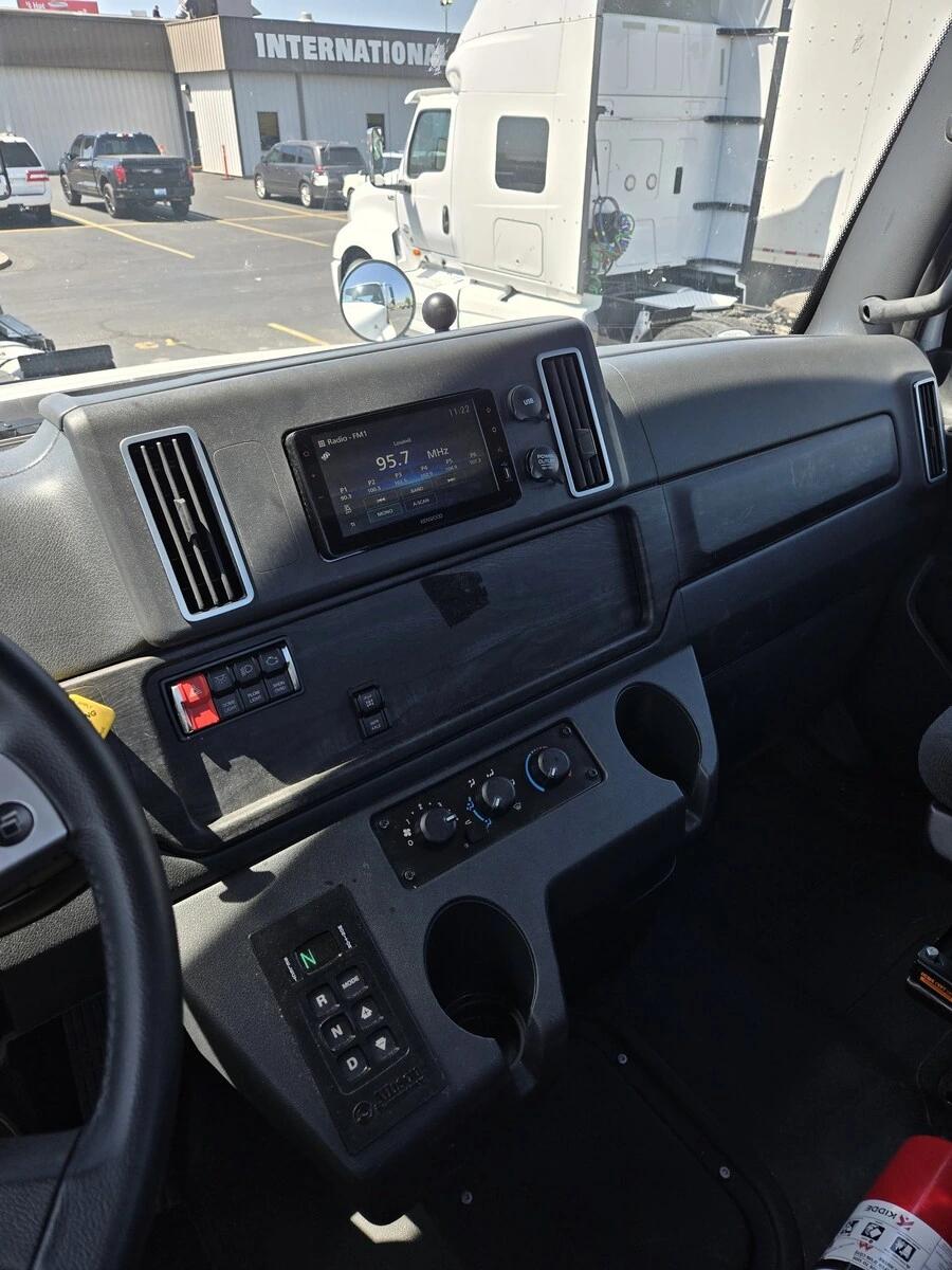 2026 Freightliner 114SD in Louisville, KY — photo 9