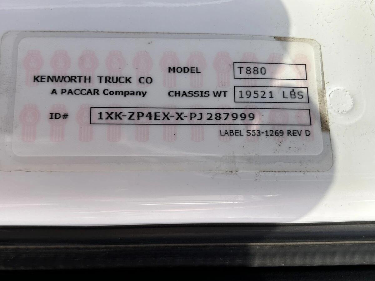 2023 Kenworth T880 — photo 4