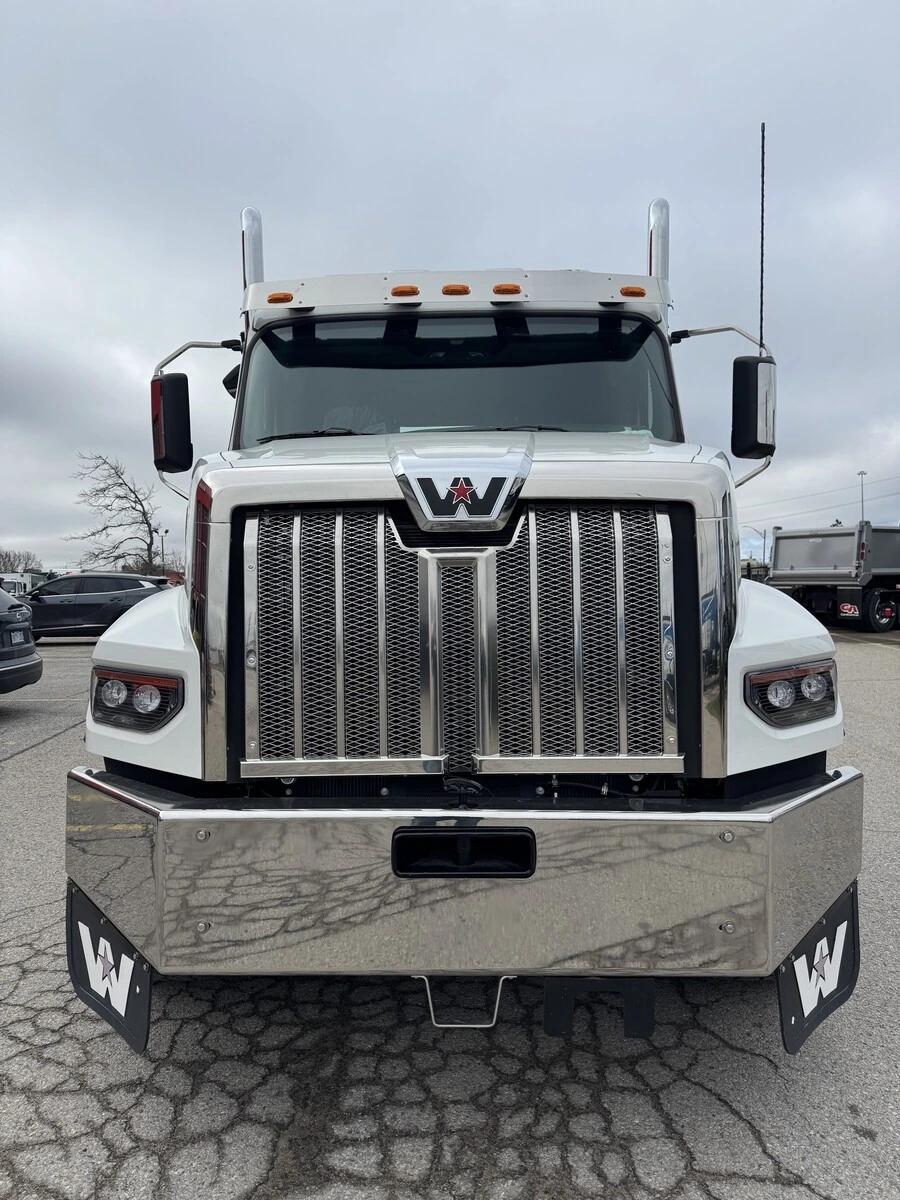 2026 Western Star 49X in St. Catharines, ON — photo 3