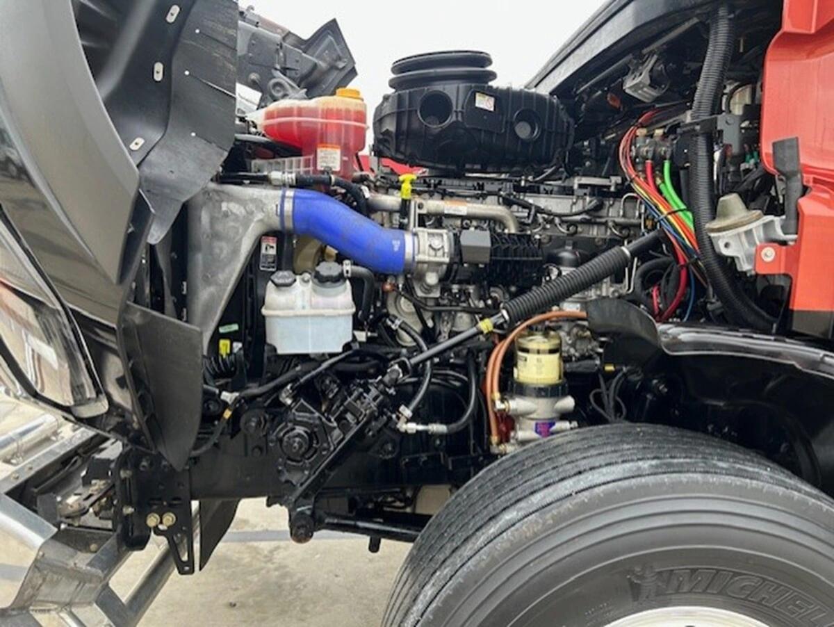 2025 Western Star 49X — photo 20