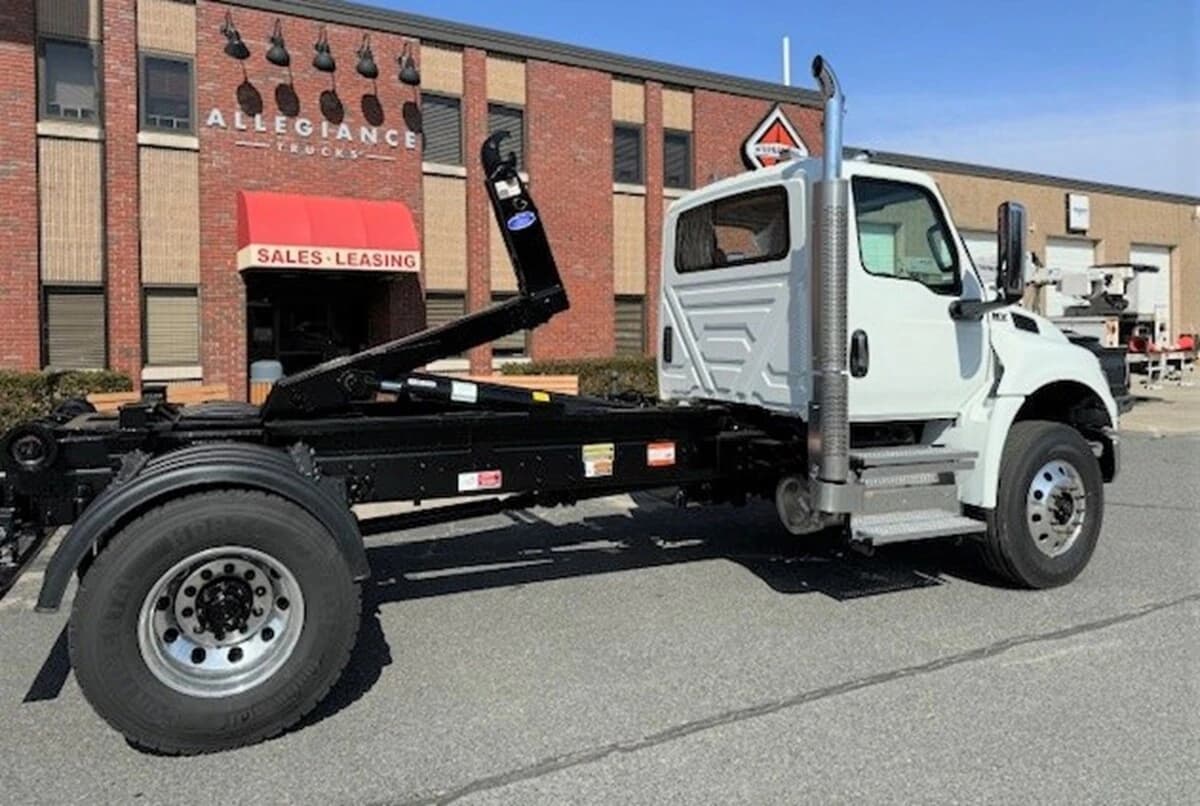 2025 International MV in Foxboro, MA — photo 4