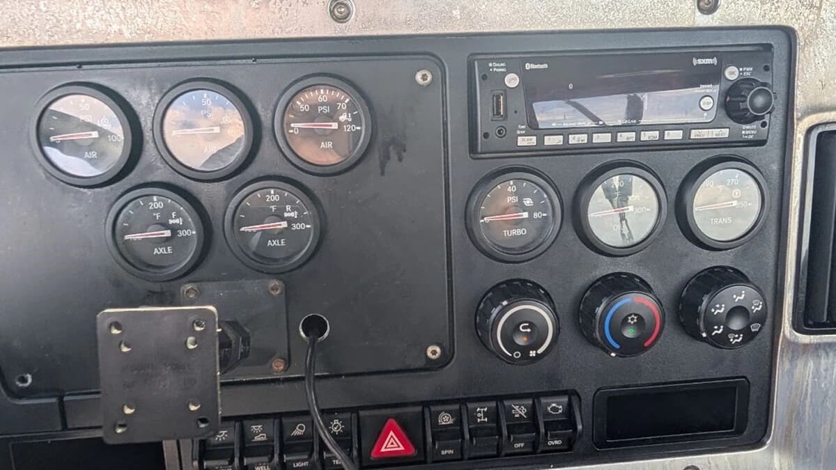 2024 Western Star 47X — photo 19