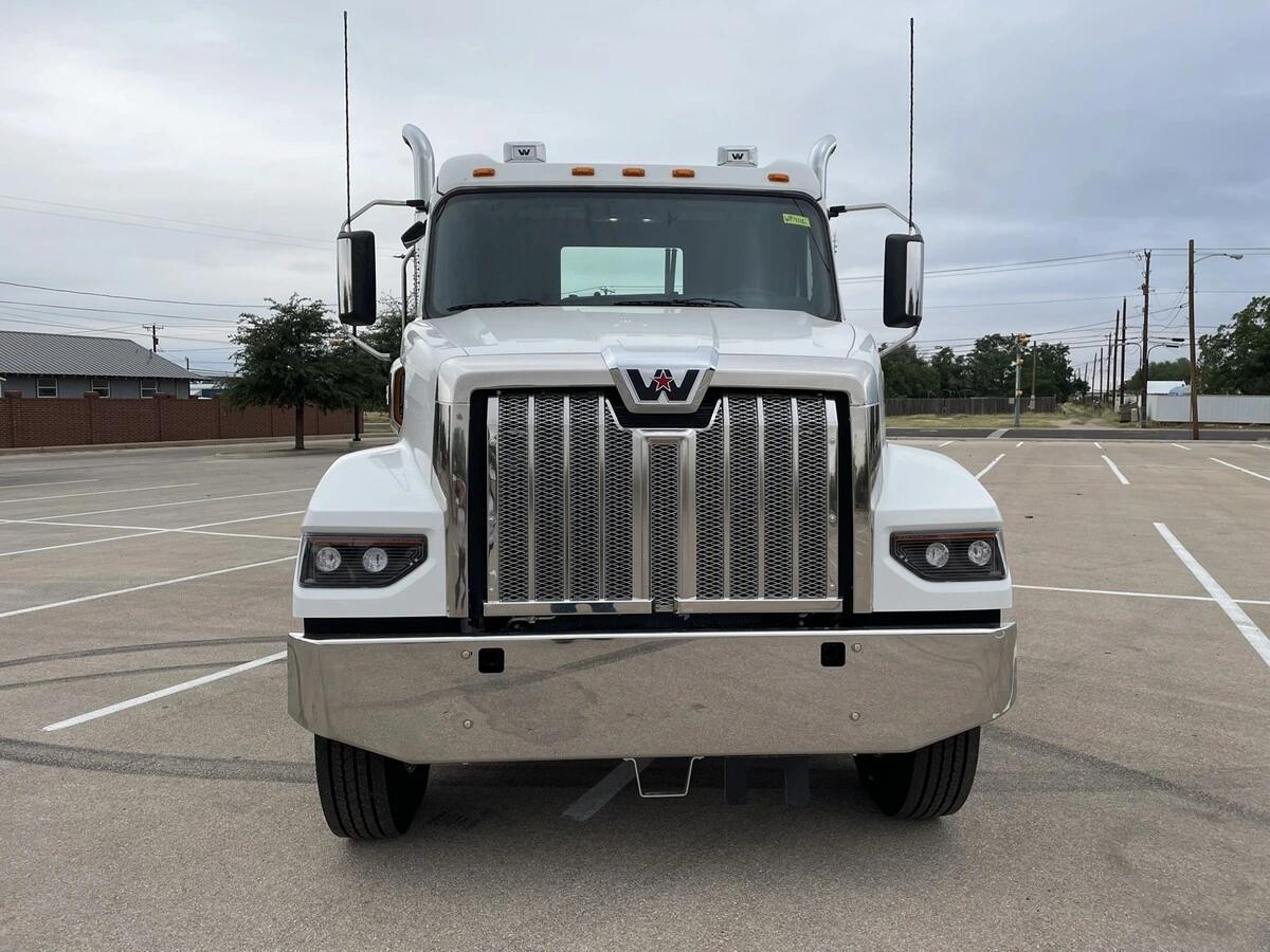2027 Western Star 49X — photo 7