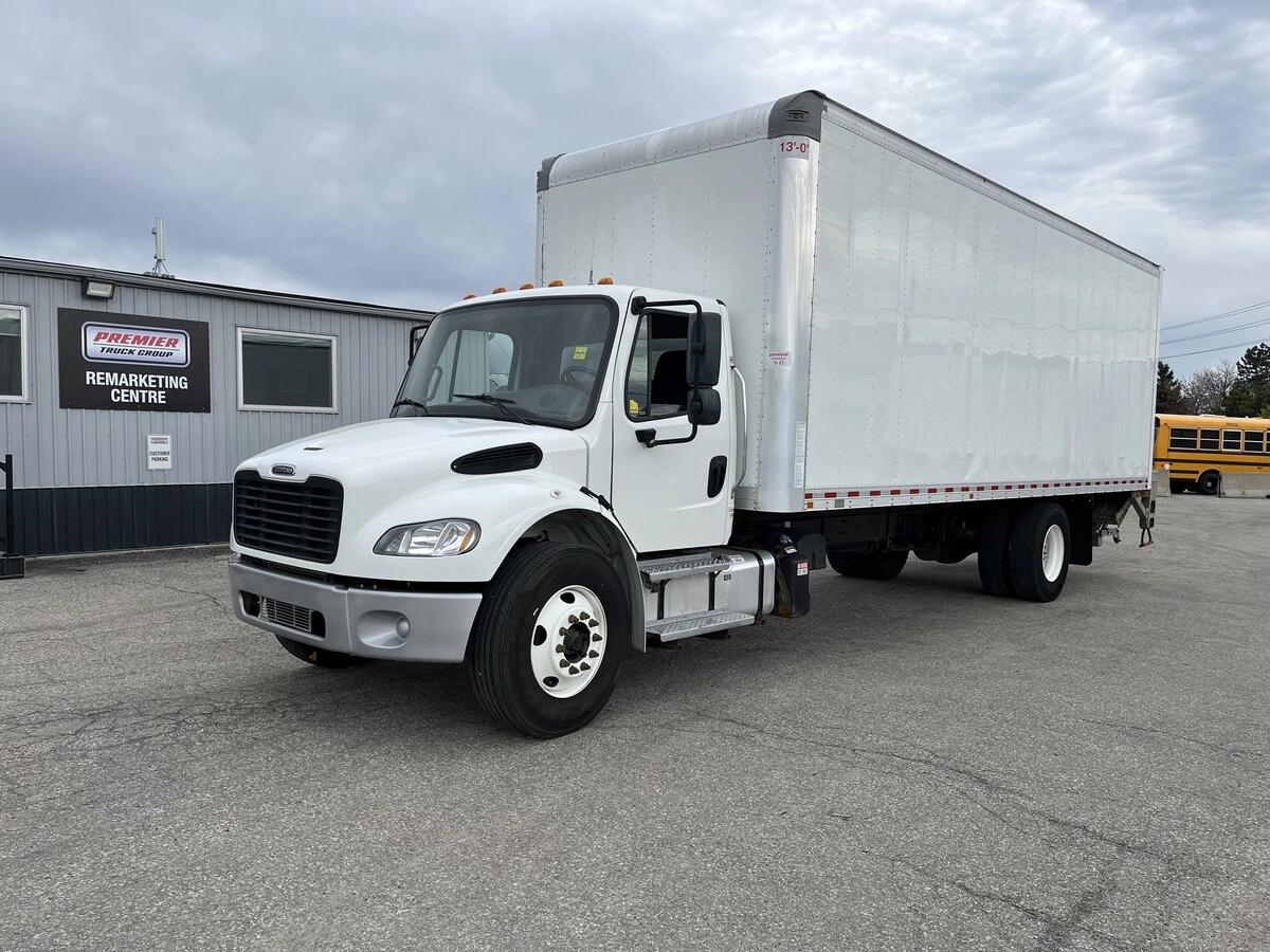 2022 Freightliner M2 106