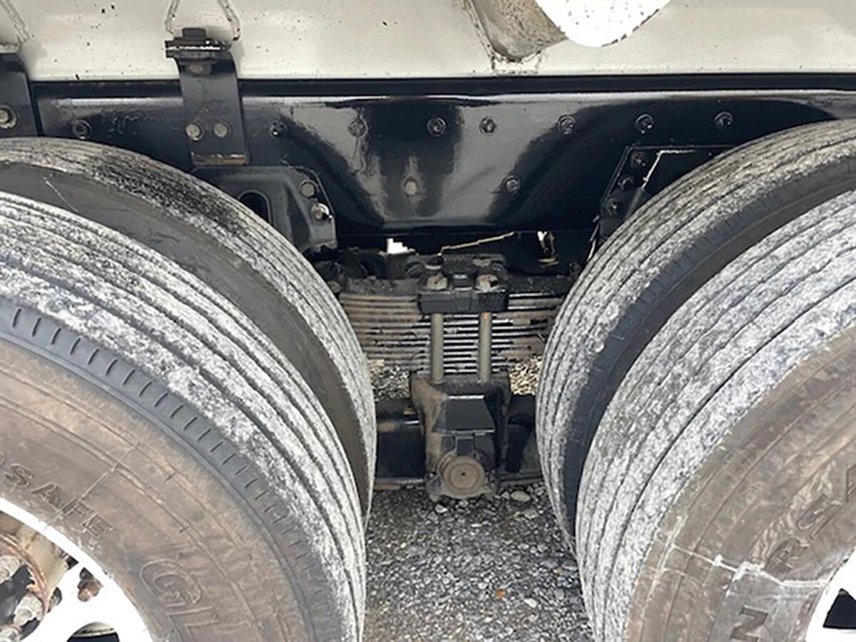 2020 Western Star 4700 in Warminster, PA — photo 12