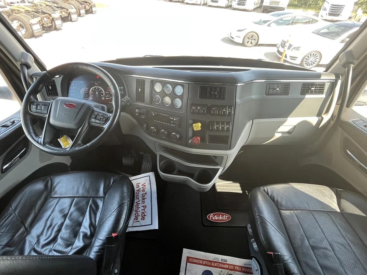 2023 Peterbilt 579 in Mississauga, ON — photo 43