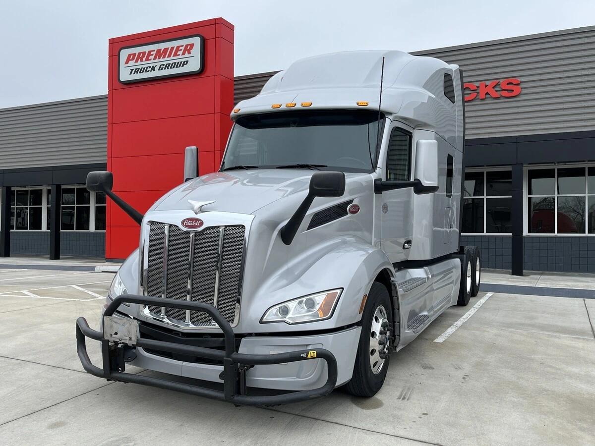 2023 Peterbilt 579