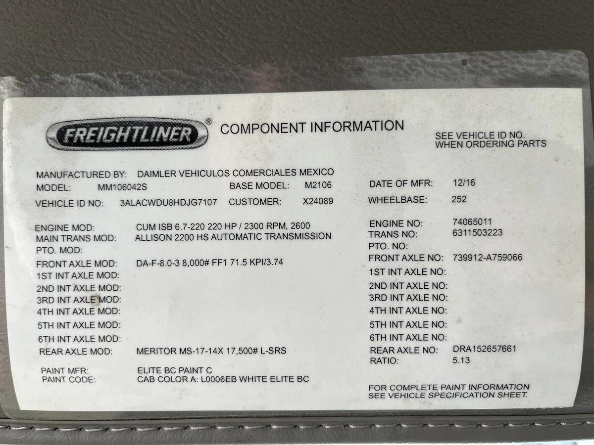 2017 Freightliner M2 106 — photo 19