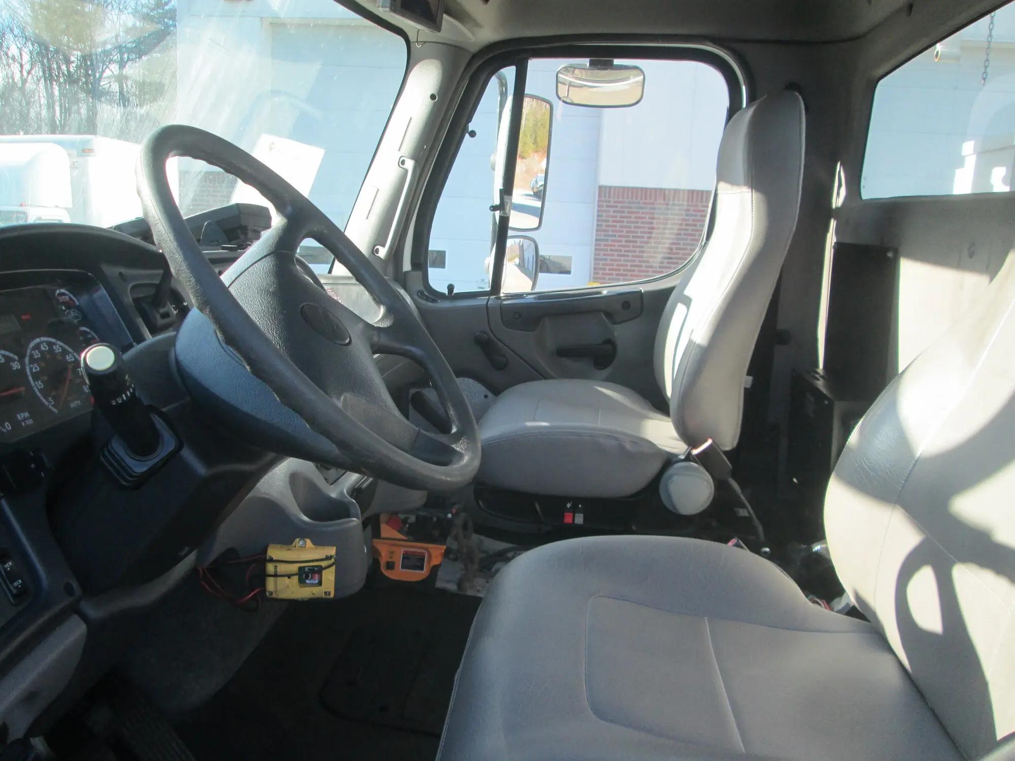 2013 Freightliner M2 106 in Manchester, NH — photo 13