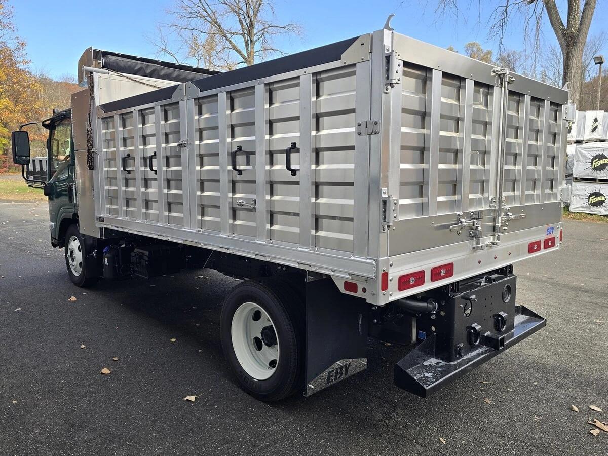 2025 Isuzu NRR in Hartford, CT — photo 10