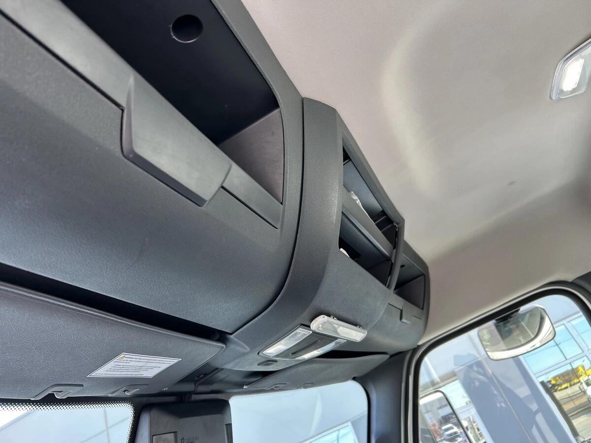 2023 Freightliner Cascadia in Amarillo, TX — photo 12