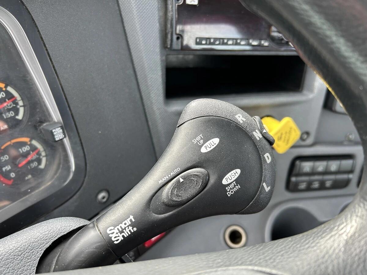 2019 Freightliner Cascadia — photo 27