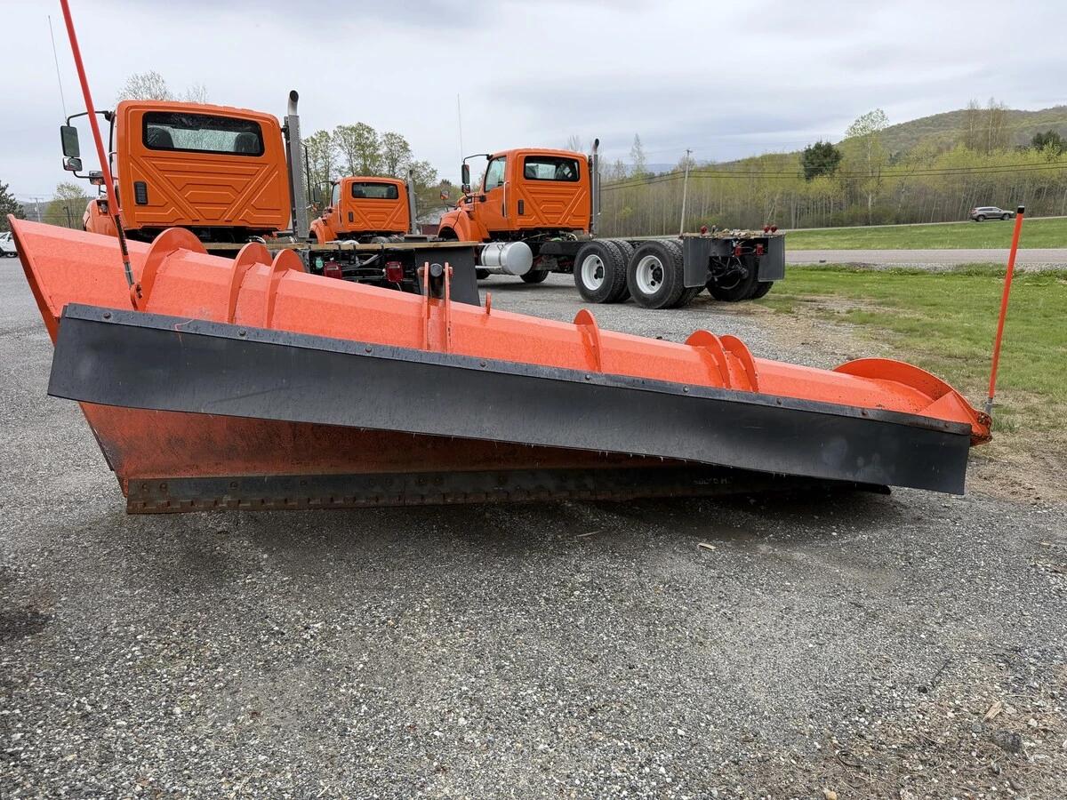 2021 International HV in Jericho, VT — photo 25