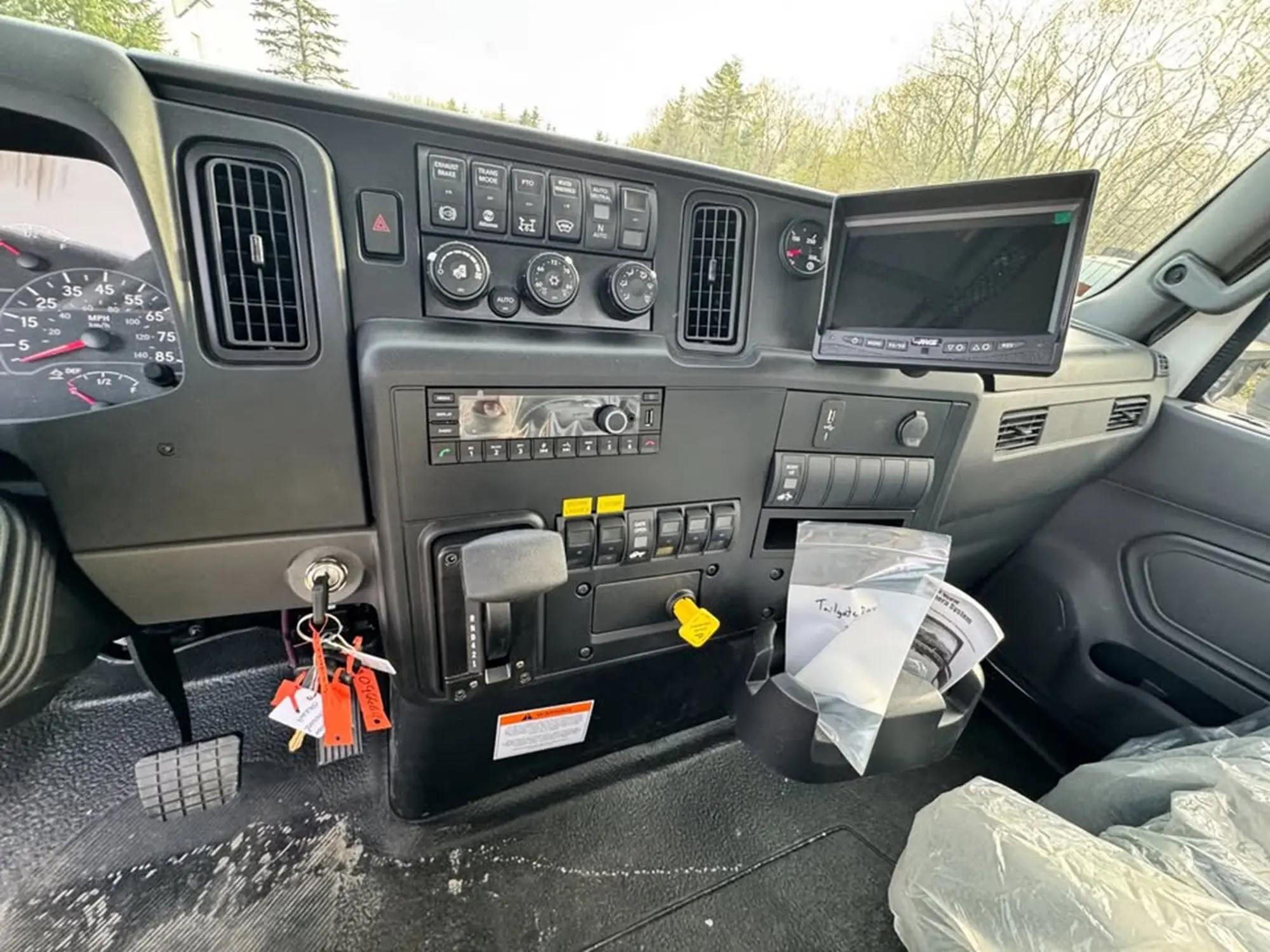 2025 International MV in Manchester, NH — photo 16