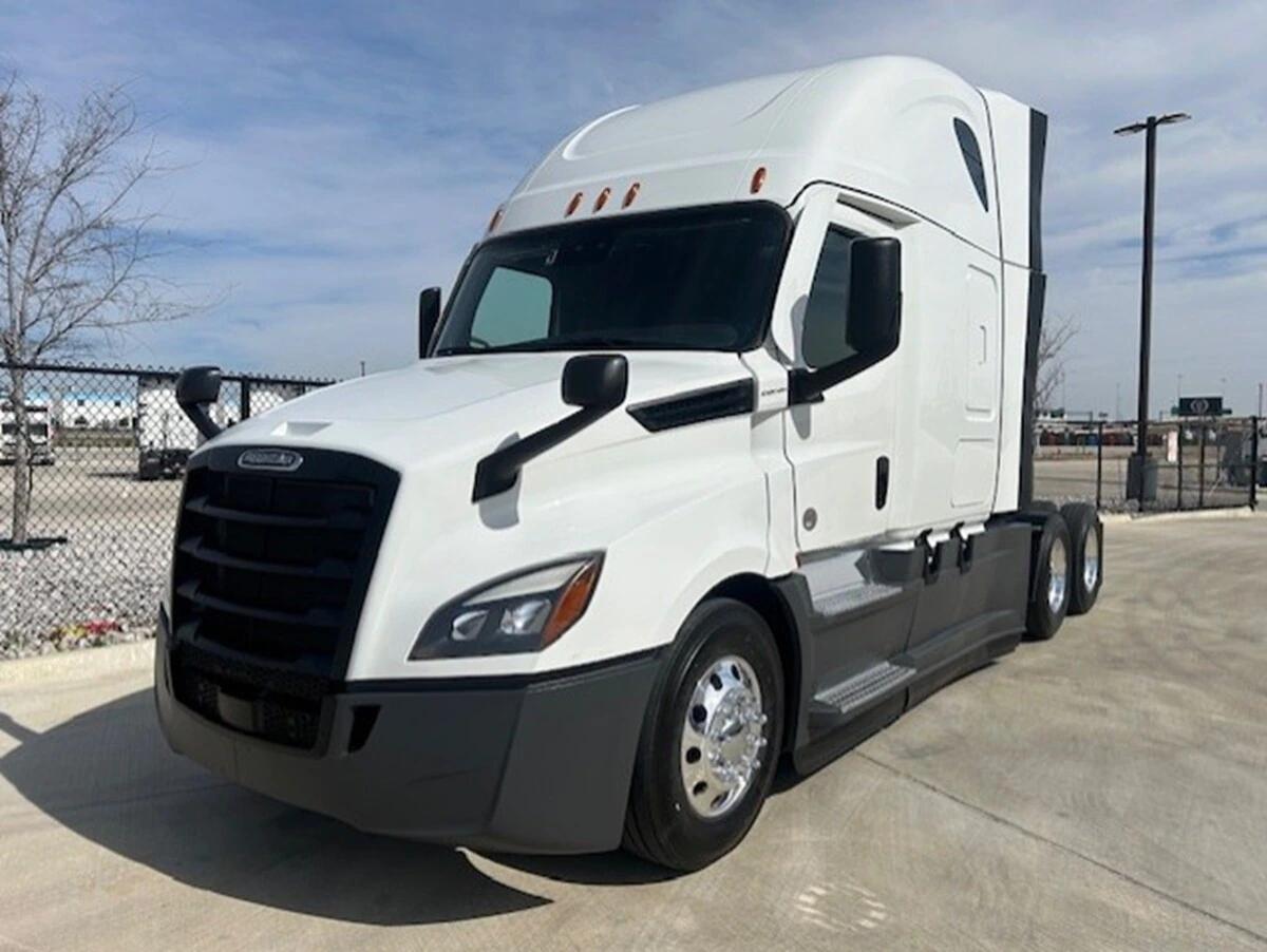 2024 Freightliner Cascadia