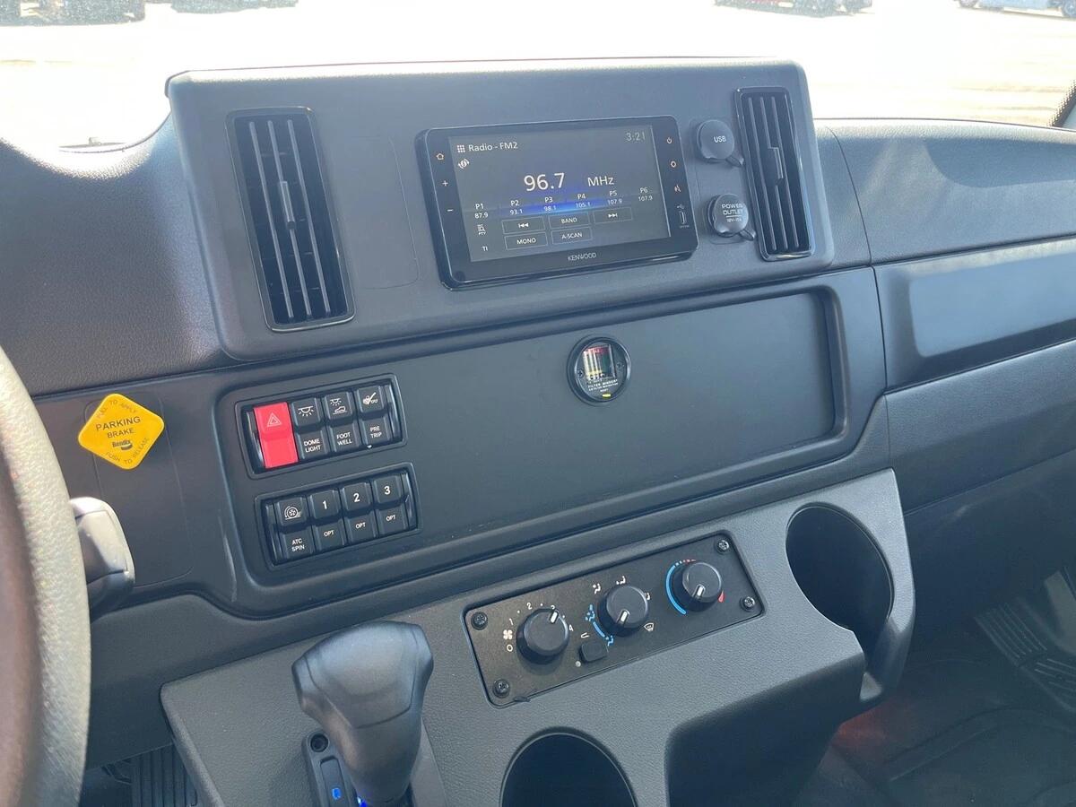 2027 Freightliner M2 106 — photo 13
