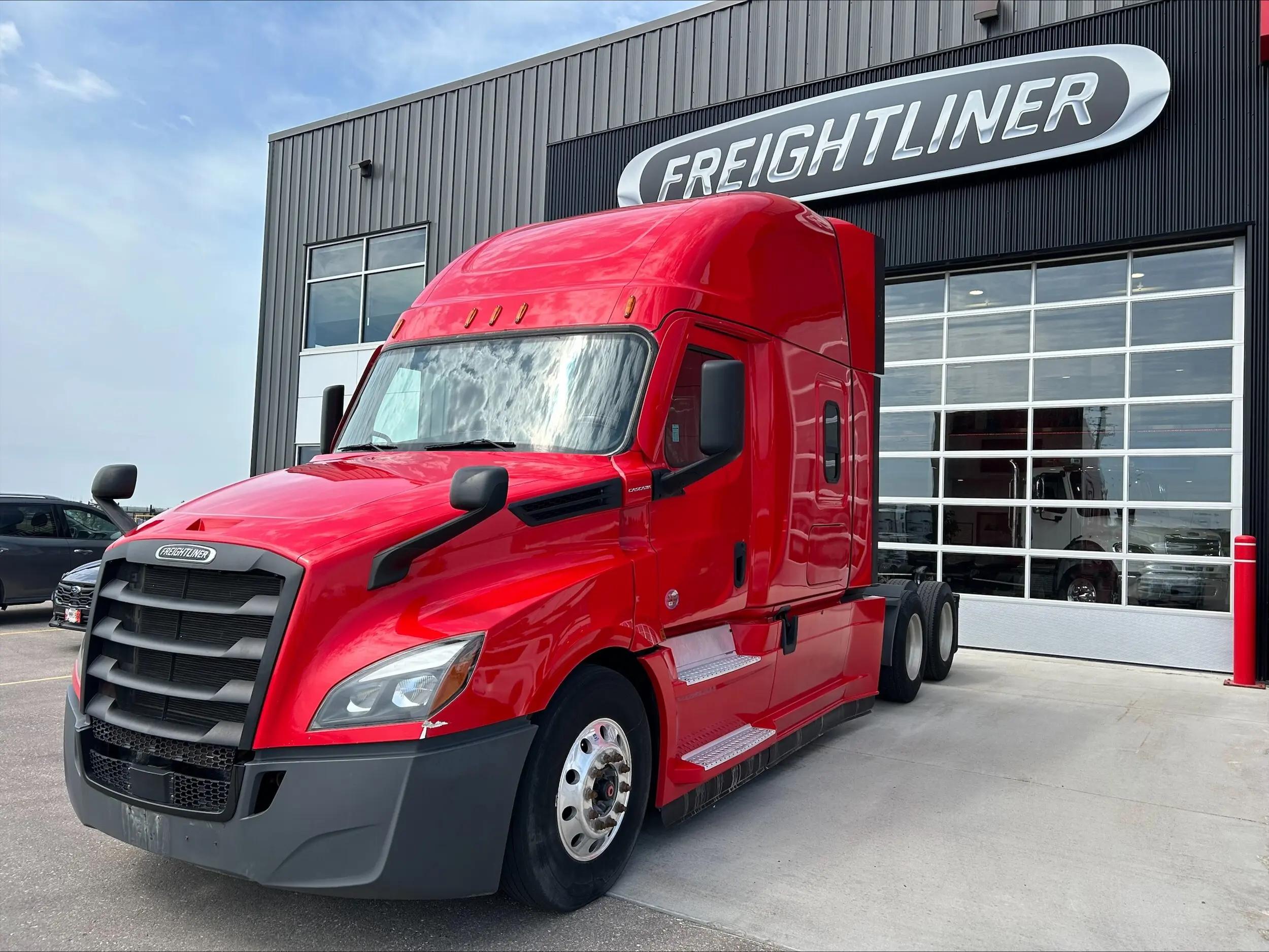 2020 Freightliner Cascadia