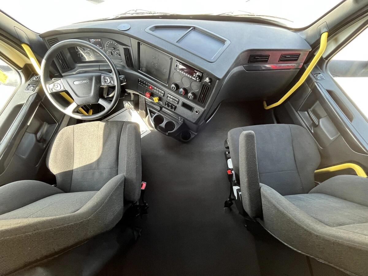 2024 Freightliner Cascadia in Chattanooga, TN — photo 48