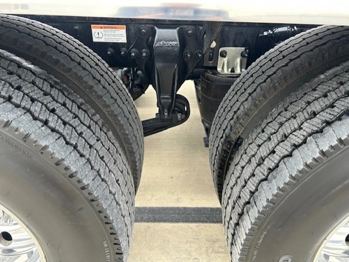 2025 Western Star 49X — photo 9