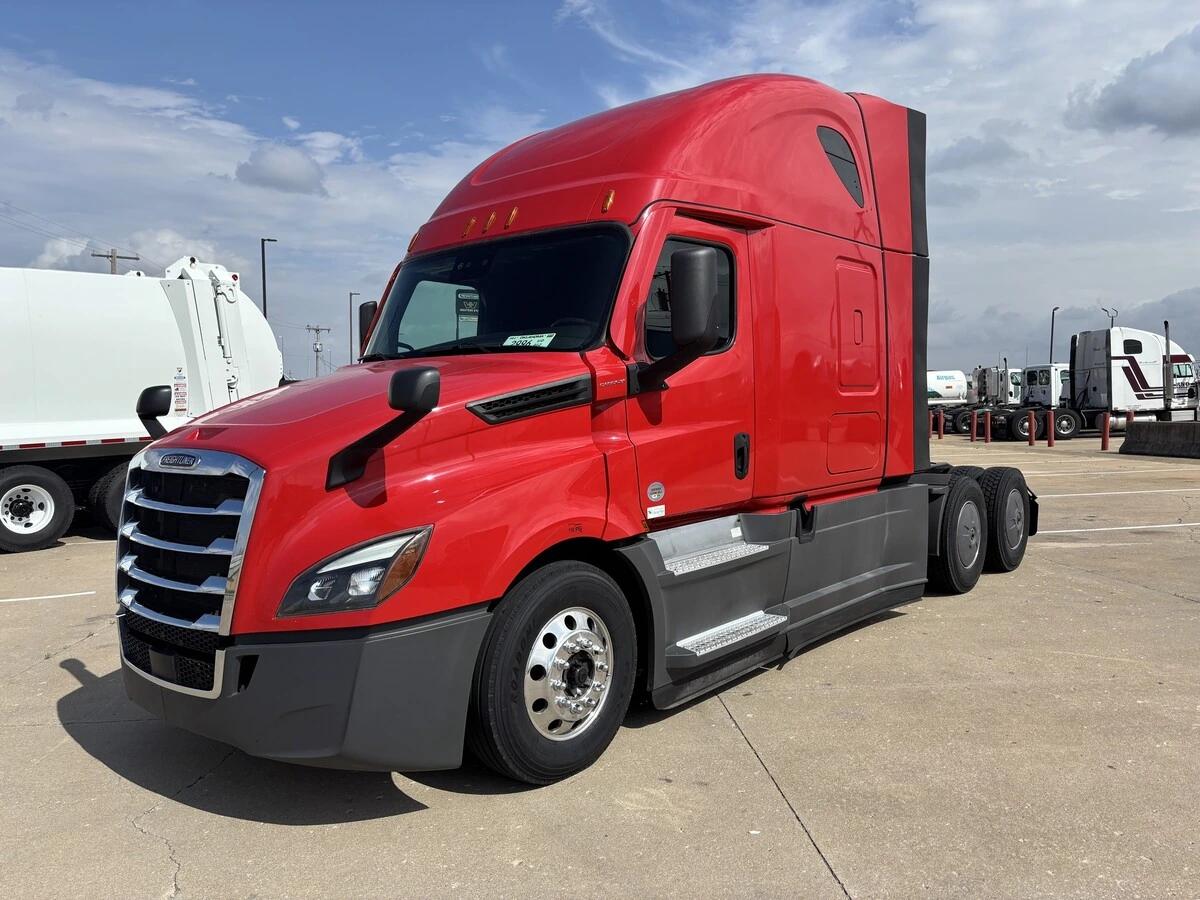 2022 Freightliner Cascadia