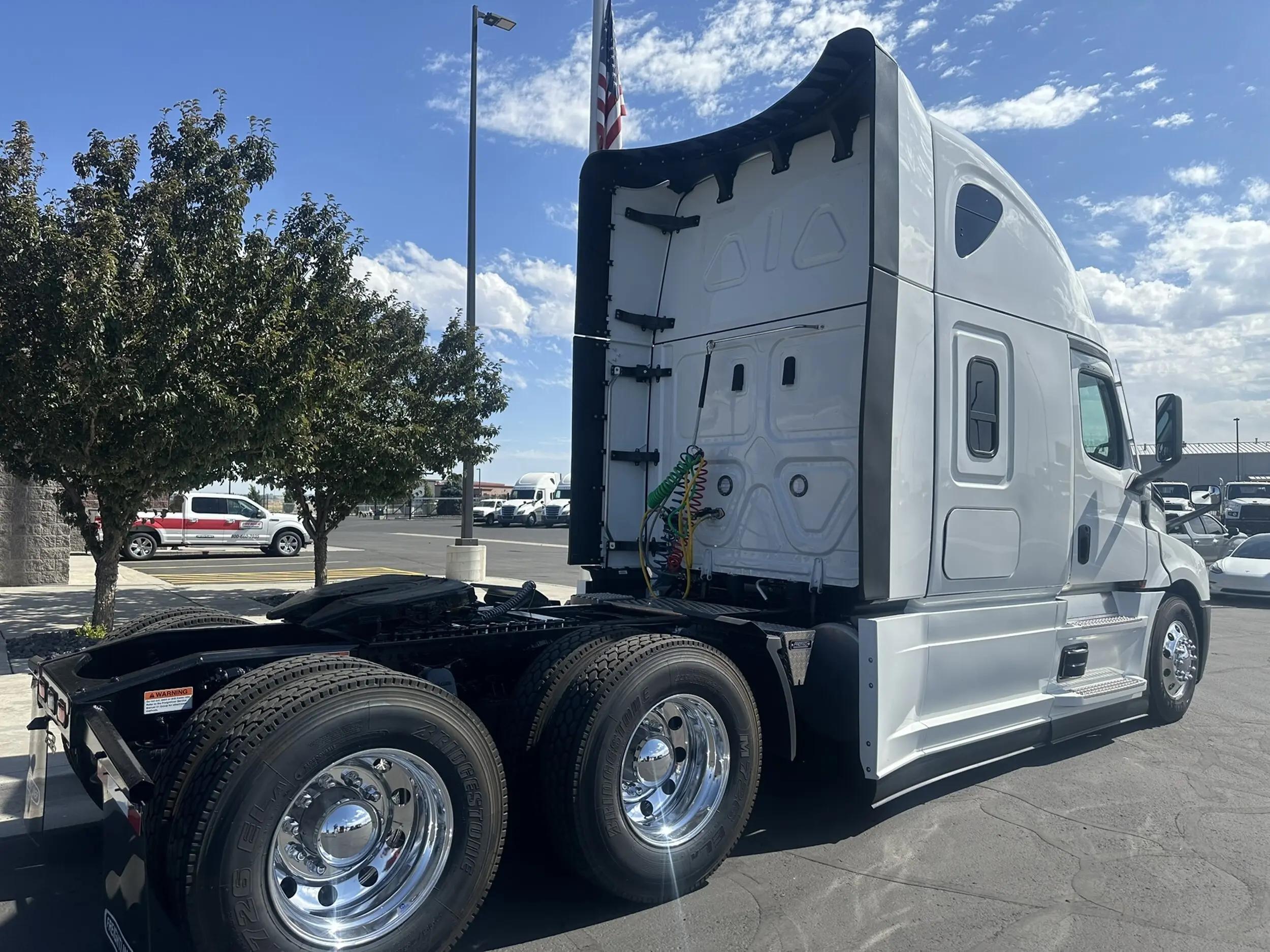 2026 Freightliner Cascadia in Twin Falls, ID — photo 5