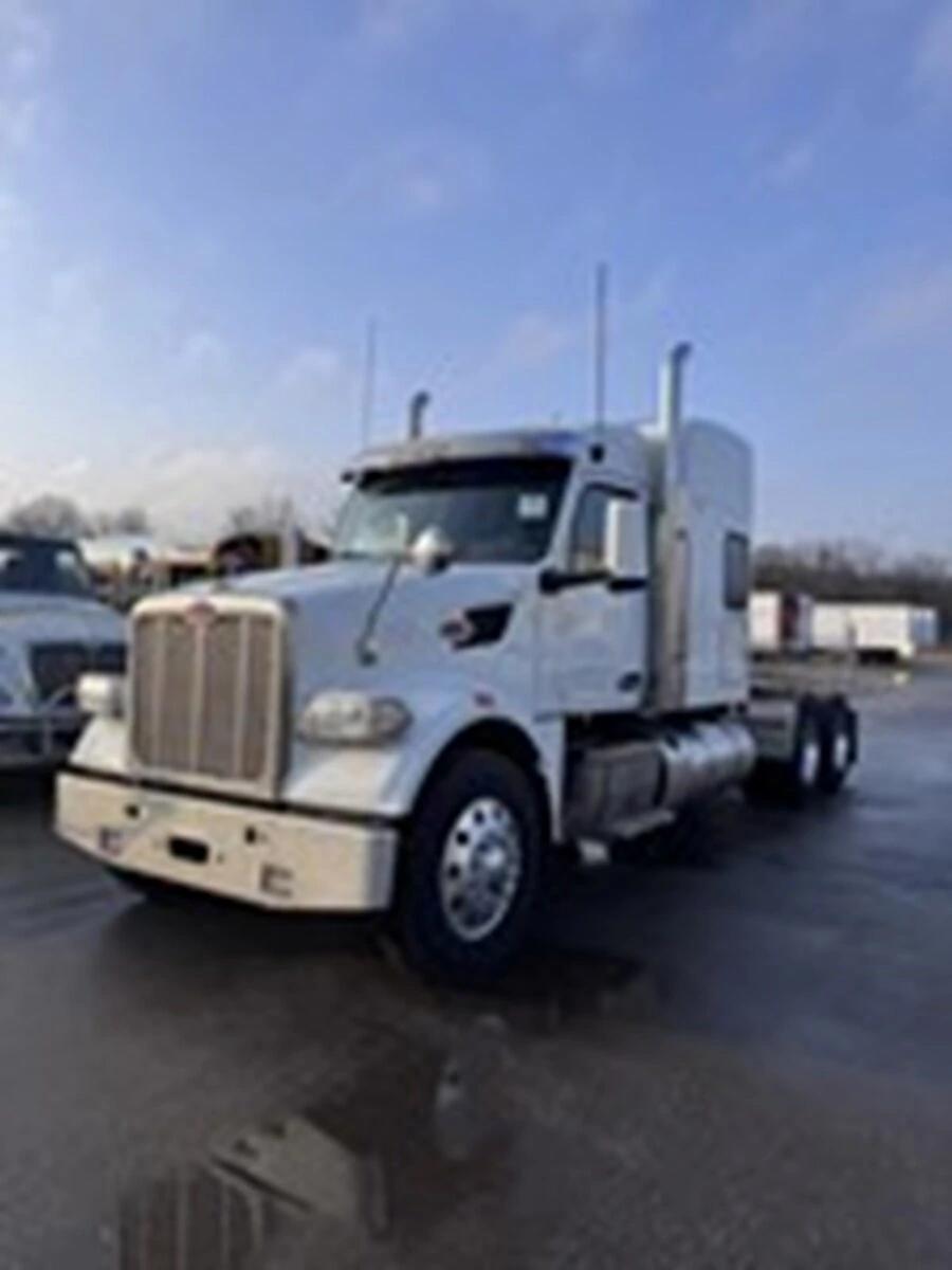 2023 Peterbilt 567