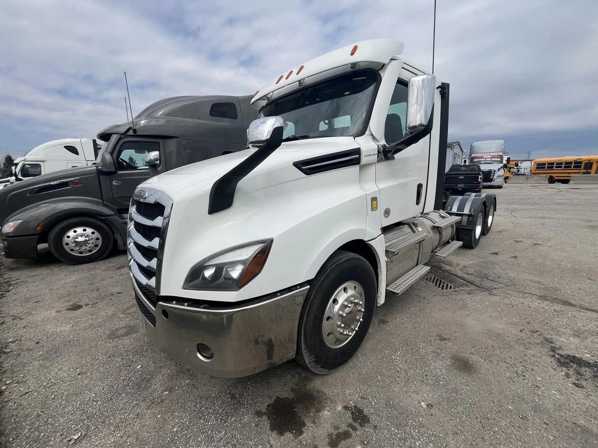 2021 Freightliner Cascadia