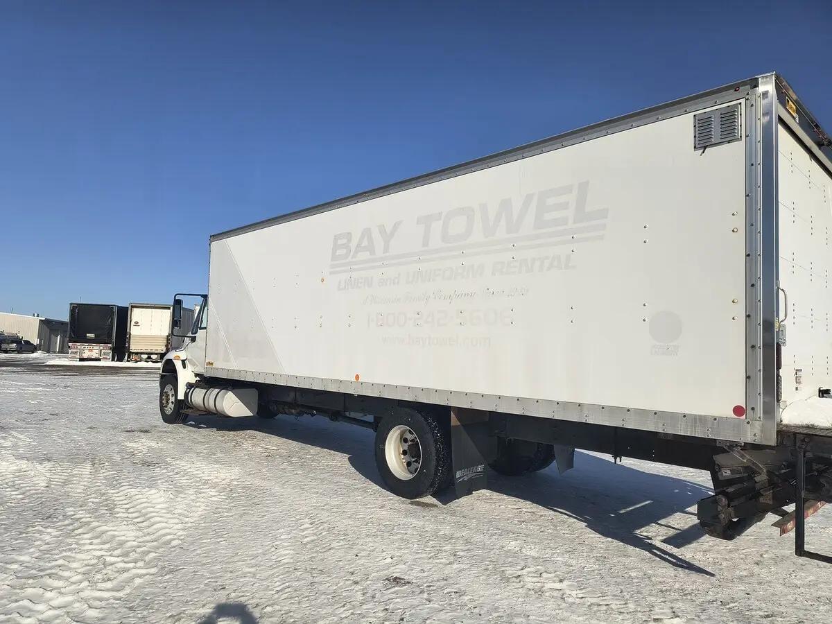 2018 International 4300 in Marshfield, WI — photo 2