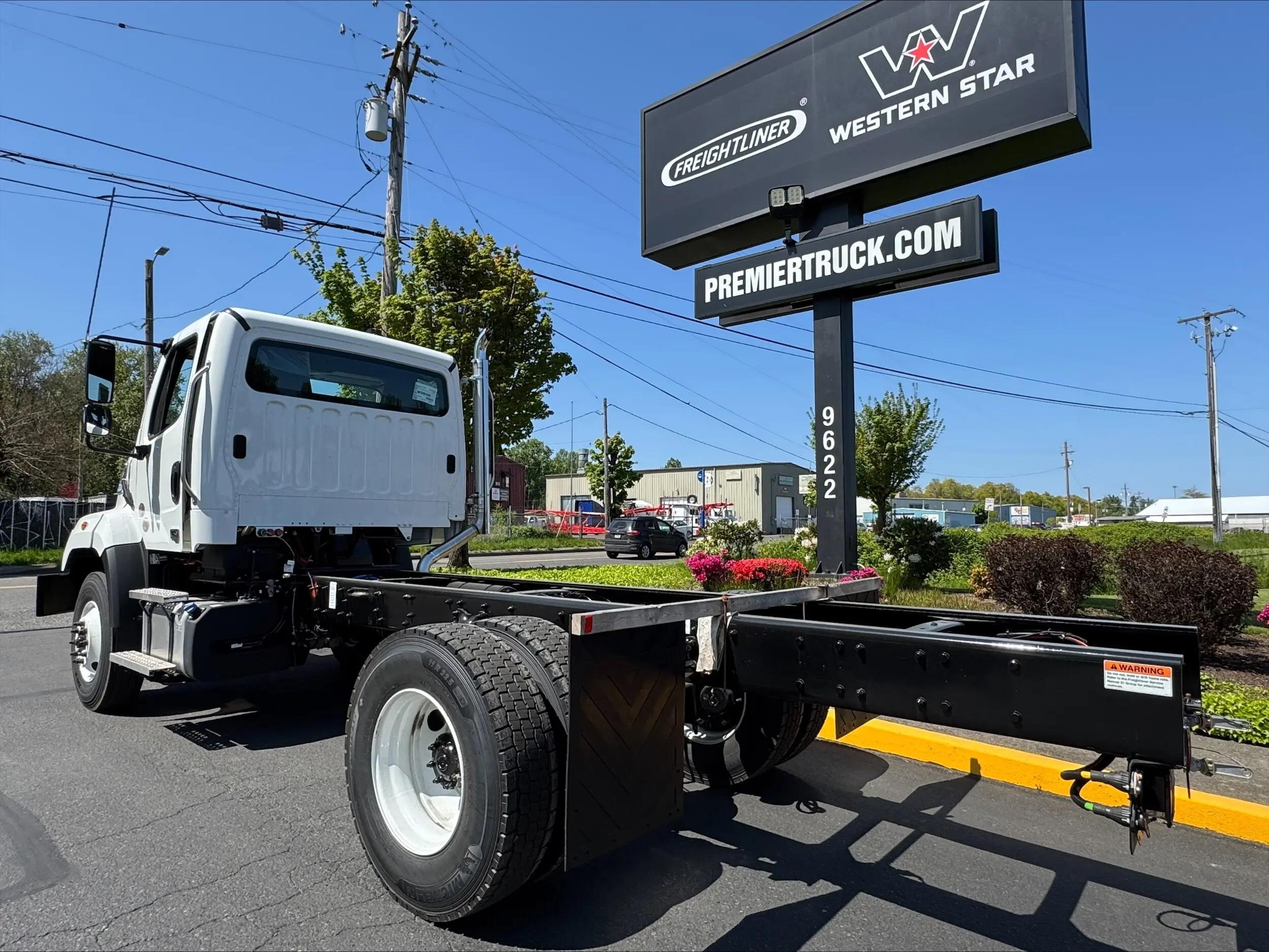 2025 Freightliner 108SD in Portland, OR — photo 7