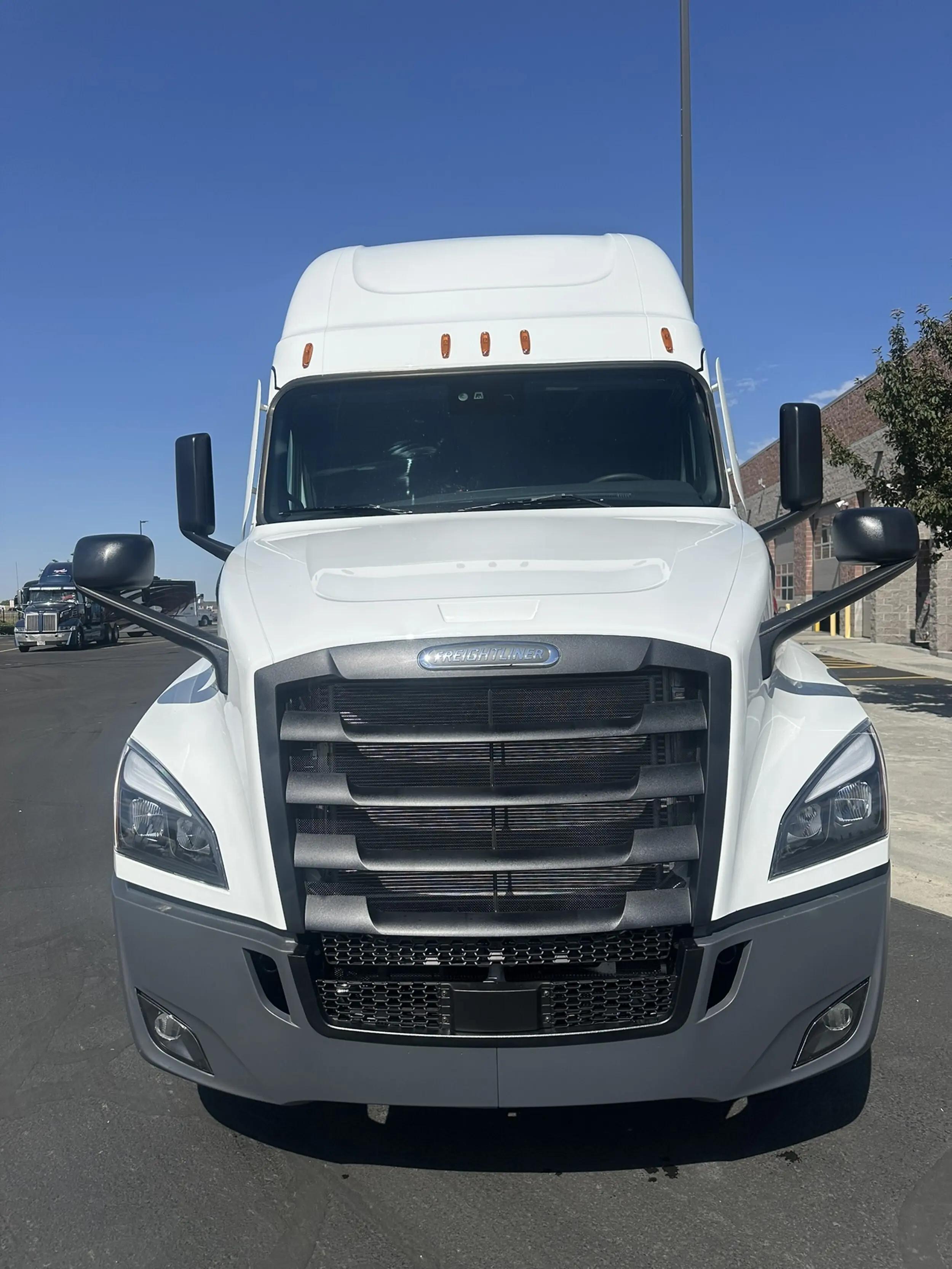 2026 Freightliner Cascadia in Twin Falls, ID — photo 3