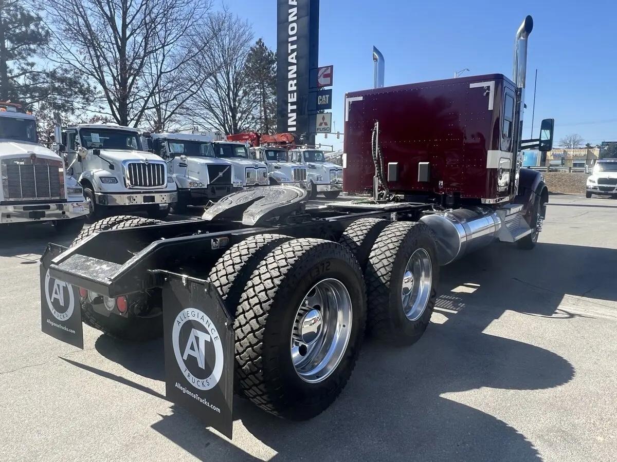 2024 Kenworth W900 in Saco, ME — photo 18