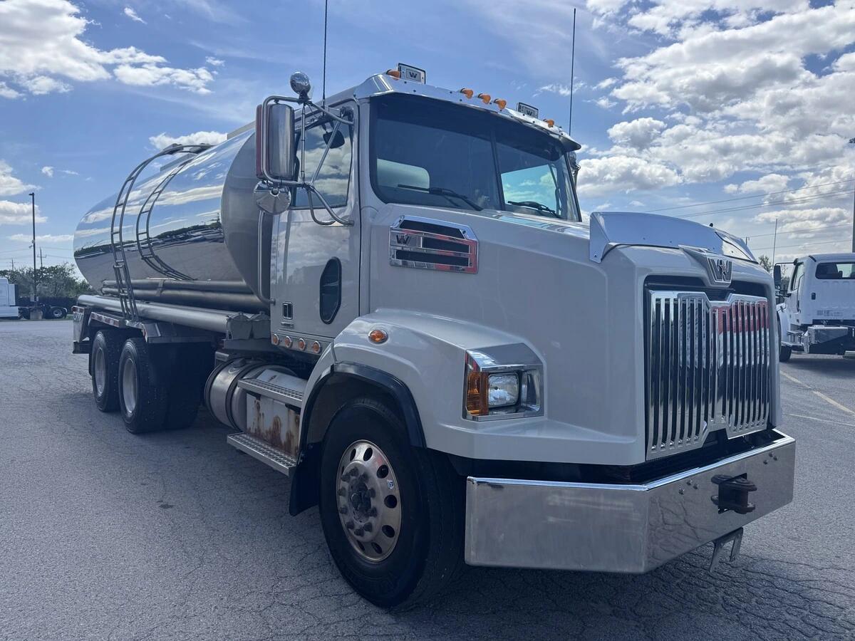 2019 Western Star 4900 — photo 4