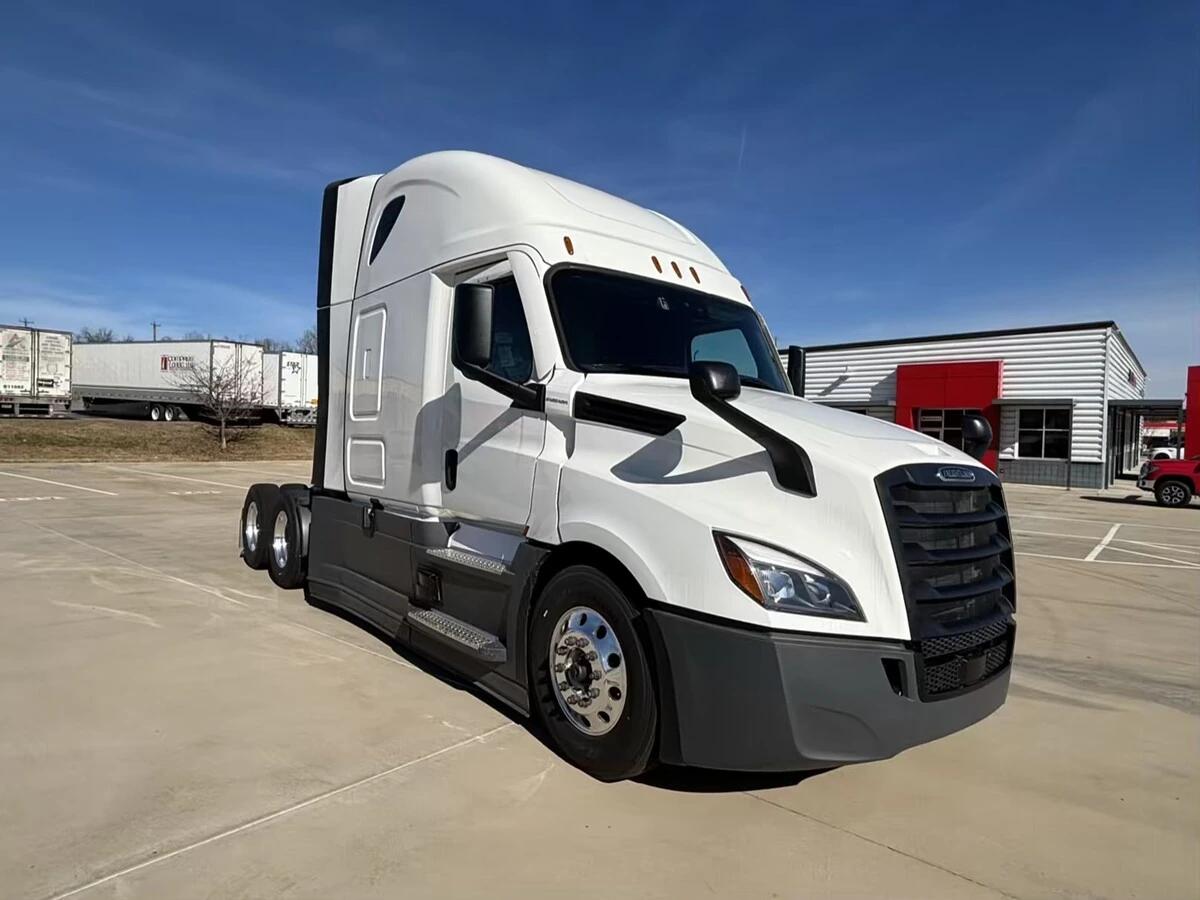 2026 Freightliner Cascadia — photo 5