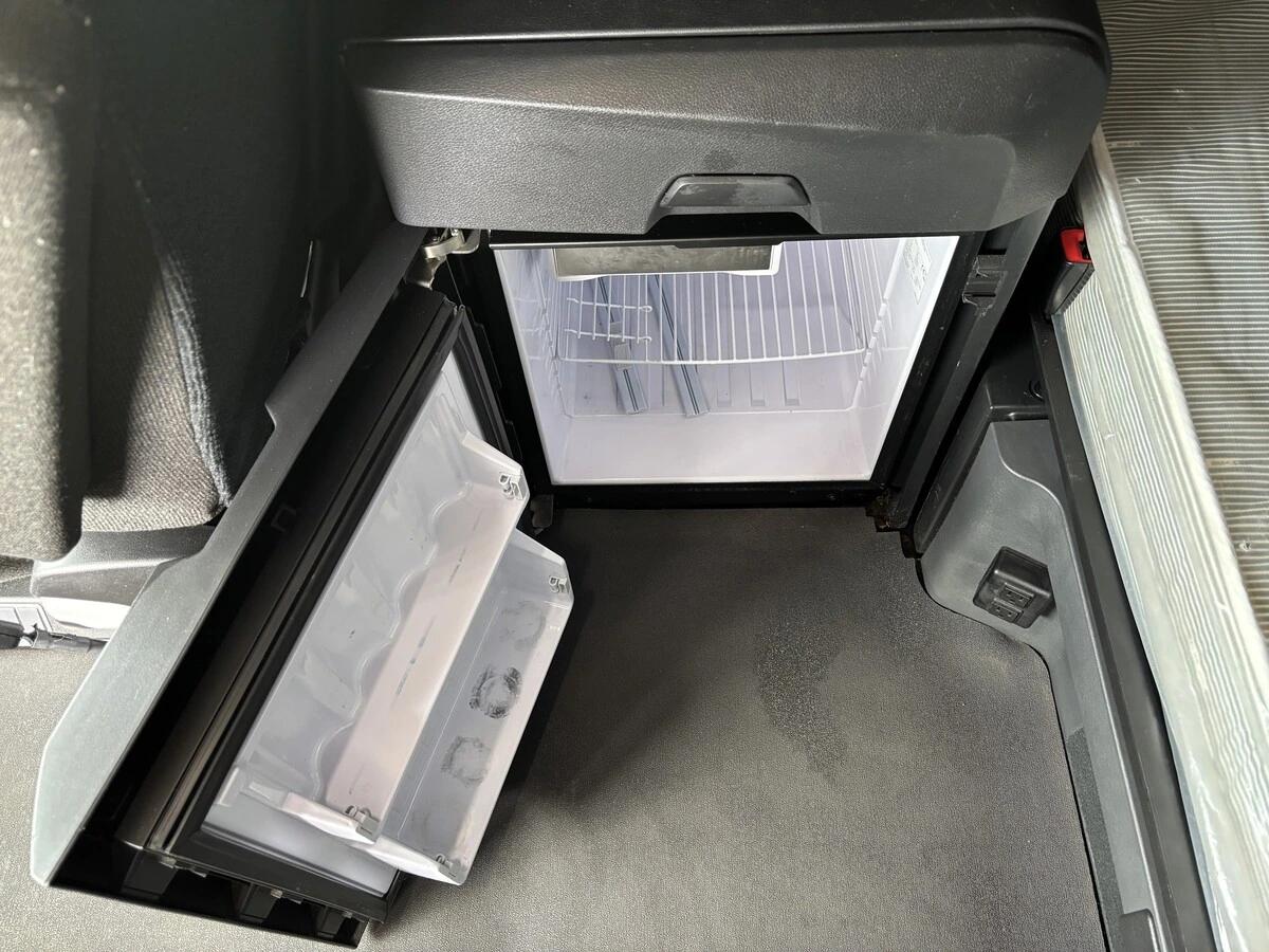2025 Freightliner Cascadia — photo 20