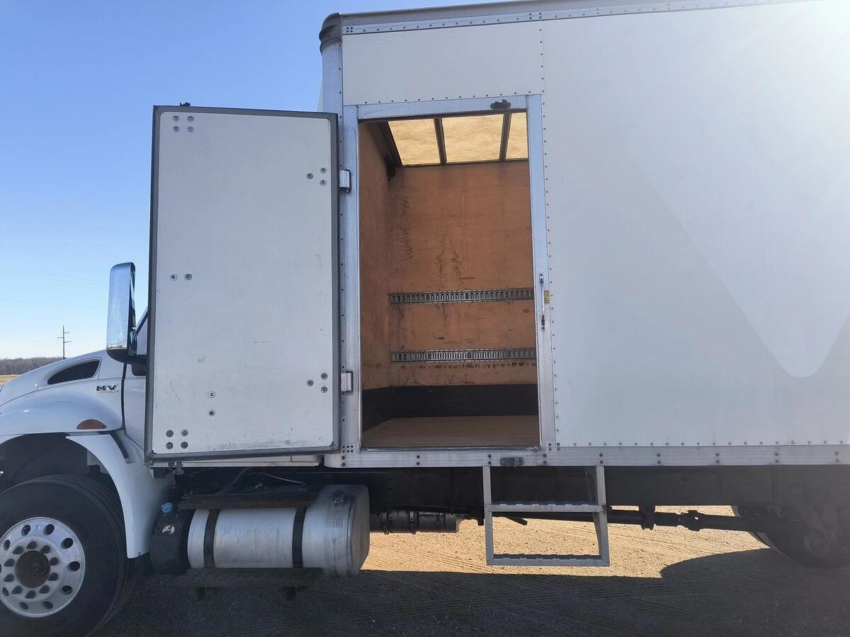 2020 International MV in Marshfield, WI — photo 3