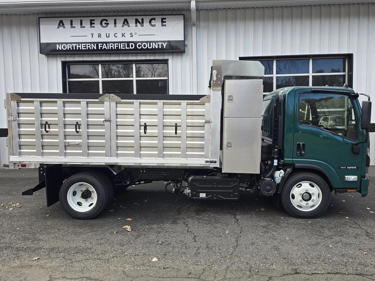 2025 Isuzu NRR in Hartford, CT — photo 2