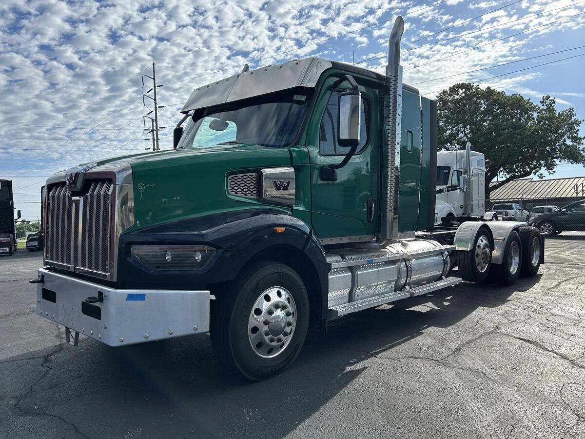 2023 Western Star 49X