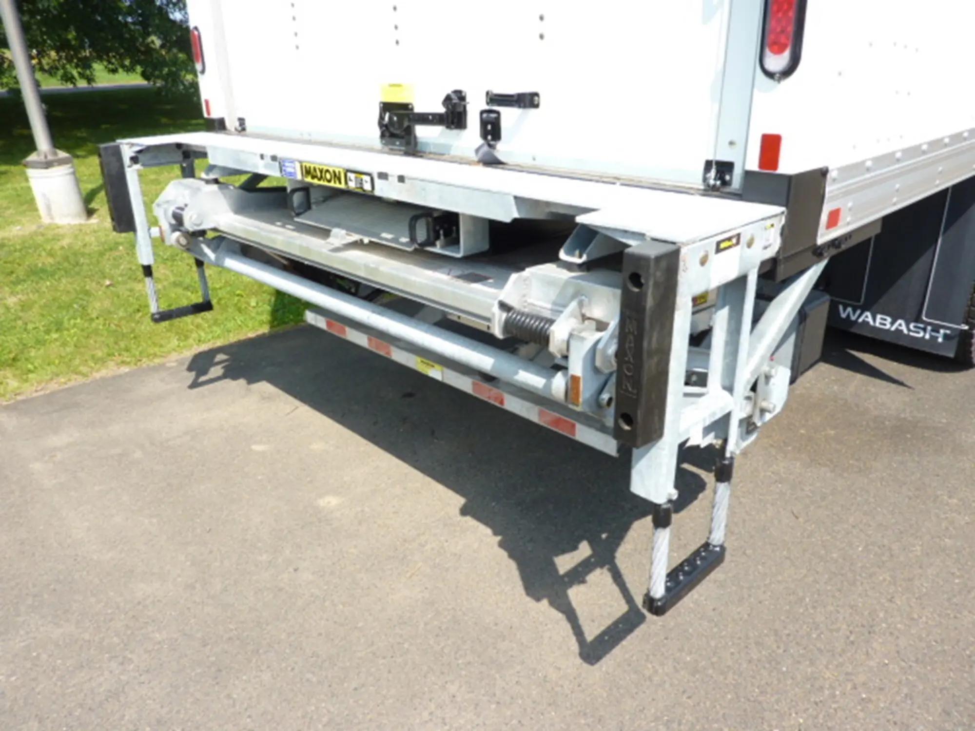 2025 International MV in Warminster, PA — photo 10