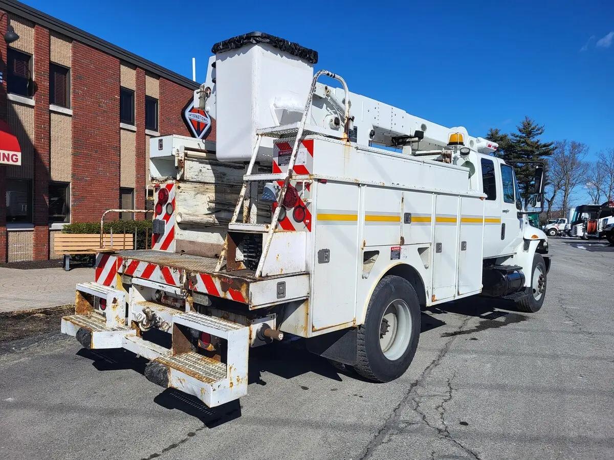 2010 International 4300 in Foxboro, MA — photo 9